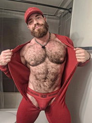 Photo by Smitty with the username @Resol702,  March 11, 2024 at 3:22 PM. The post is about the topic Gay Hairy Men
