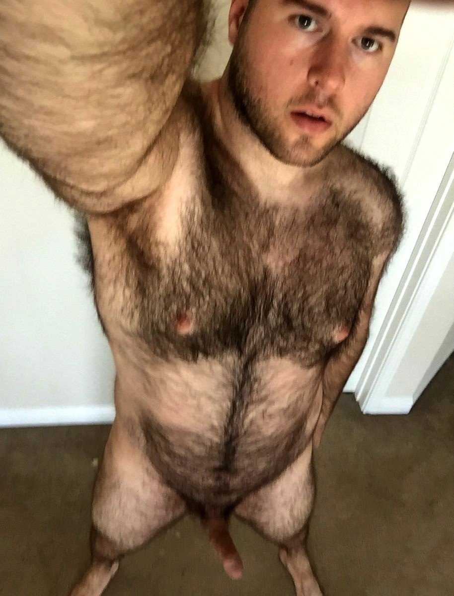 Photo by Smitty with the username @Resol702,  April 14, 2020 at 3:57 PM. The post is about the topic Gay Hairy Men