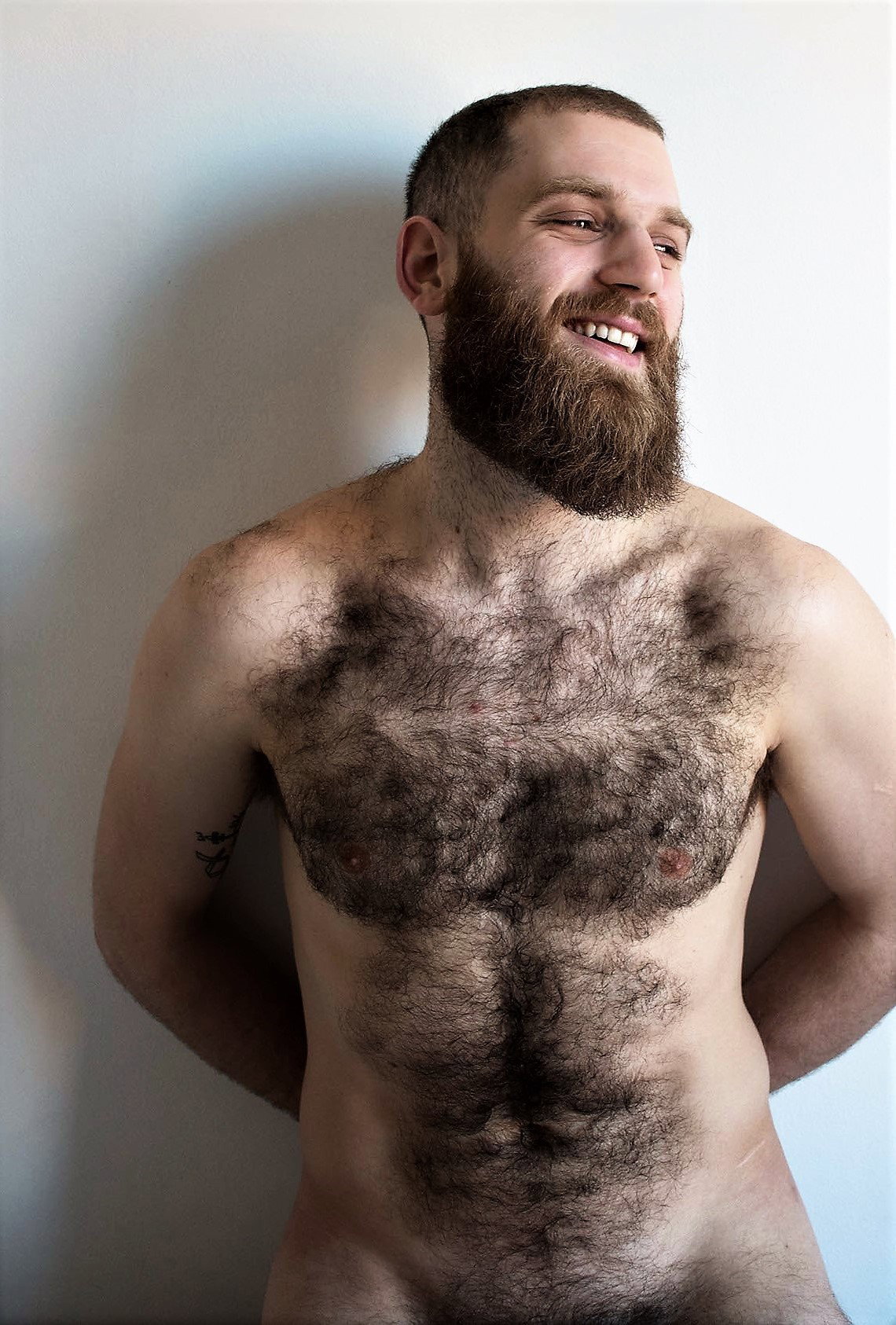 Photo by Smitty with the username @Resol702,  May 16, 2019 at 9:25 PM. The post is about the topic Gay Hairy Men
