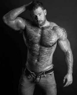 Photo by Smitty with the username @Resol702,  May 31, 2022 at 2:23 PM. The post is about the topic Gay Hairy Men