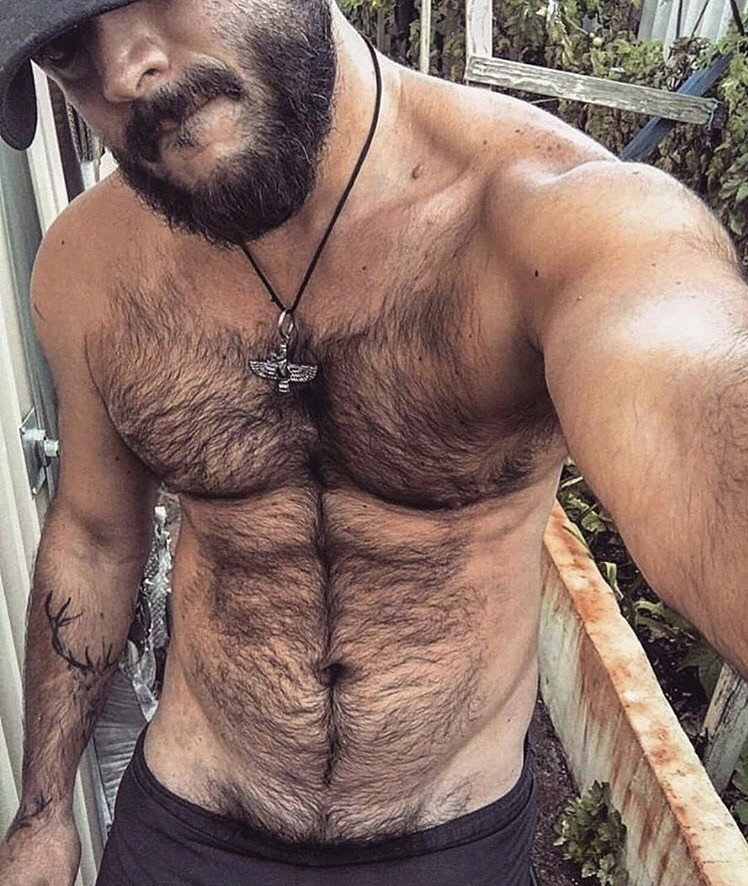 Photo by Smitty with the username @Resol702,  March 17, 2019 at 2:42 PM. The post is about the topic Gay Hairy Men