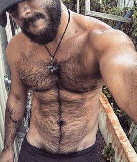 Photo by Smitty with the username @Resol702,  March 17, 2019 at 2:42 PM. The post is about the topic Gay Hairy Men