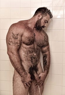 Photo by Smitty with the username @Resol702,  February 27, 2023 at 3:59 PM. The post is about the topic Gay Hairy Men