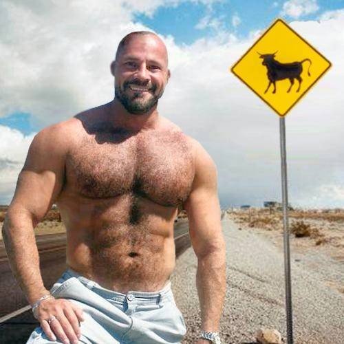 Photo by Smitty with the username @Resol702,  February 11, 2019 at 10:30 PM. The post is about the topic Gay Hairy Men