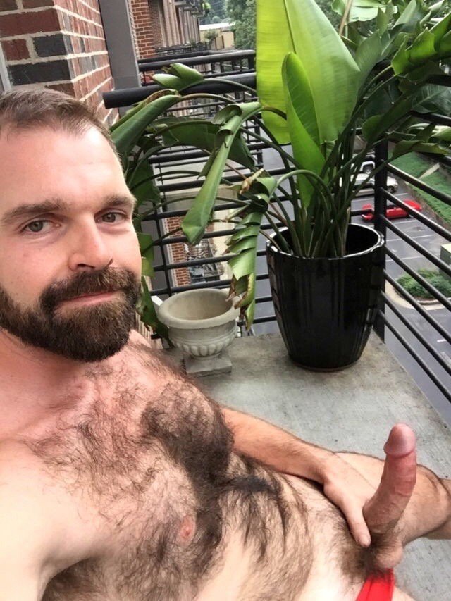 Photo by Smitty with the username @Resol702,  November 28, 2019 at 4:25 PM. The post is about the topic Gay Hairy Men