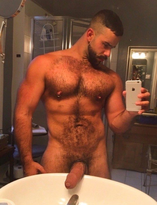 Photo by Smitty with the username @Resol702,  February 4, 2019 at 4:31 AM. The post is about the topic Gay Hairy Men