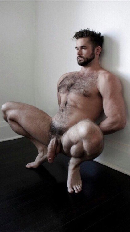Photo by Smitty with the username @Resol702,  March 1, 2019 at 9:10 PM. The post is about the topic Gay Hairy Men