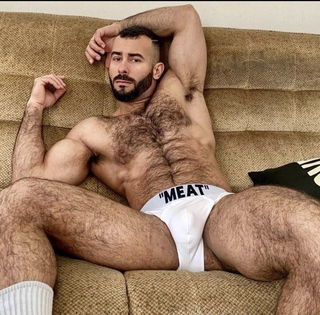 Photo by Smitty with the username @Resol702,  April 17, 2019 at 4:25 AM. The post is about the topic Gay Hairy Men