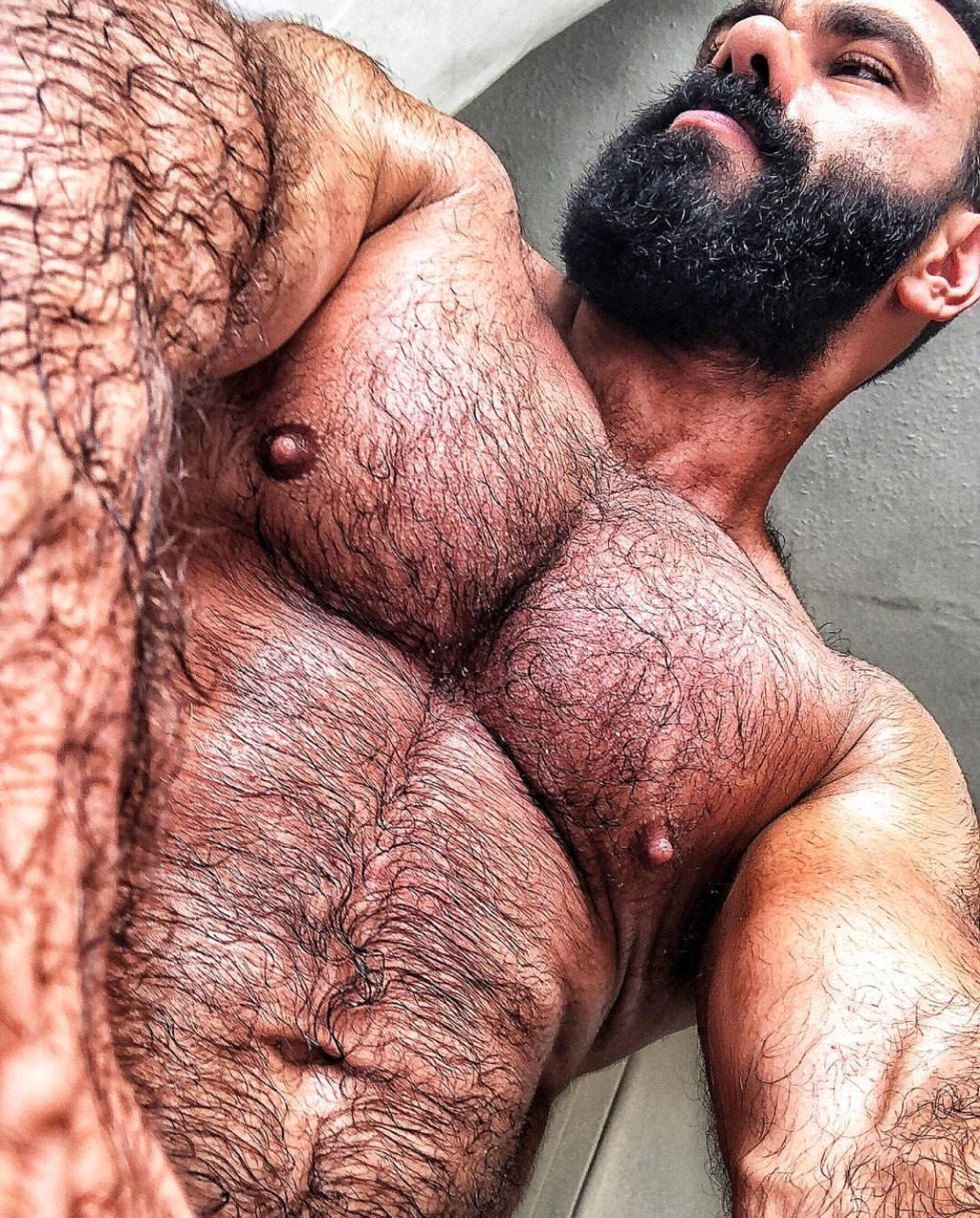 Photo by Smitty with the username @Resol702,  January 15, 2020 at 7:42 PM. The post is about the topic Gay Hairy Men