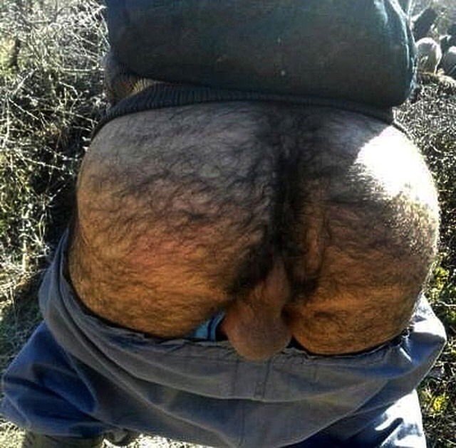 Photo by Smitty with the username @Resol702,  October 27, 2019 at 5:59 PM. The post is about the topic Hairy butt