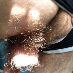 Photo by Smitty with the username @Resol702,  April 15, 2022 at 4:44 PM. The post is about the topic Hairy ballsack