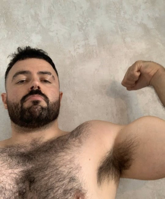 Photo by Smitty with the username @Resol702,  November 19, 2020 at 3:29 PM. The post is about the topic Gay Hairy Armpits