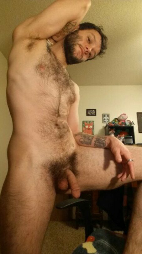 Photo by Smitty with the username @Resol702,  May 9, 2019 at 3:00 PM. The post is about the topic Gay Hairy Men