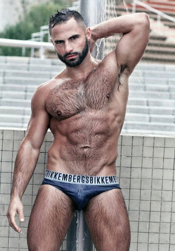 Photo by Smitty with the username @Resol702,  May 1, 2019 at 4:45 AM. The post is about the topic Gay Hairy Men