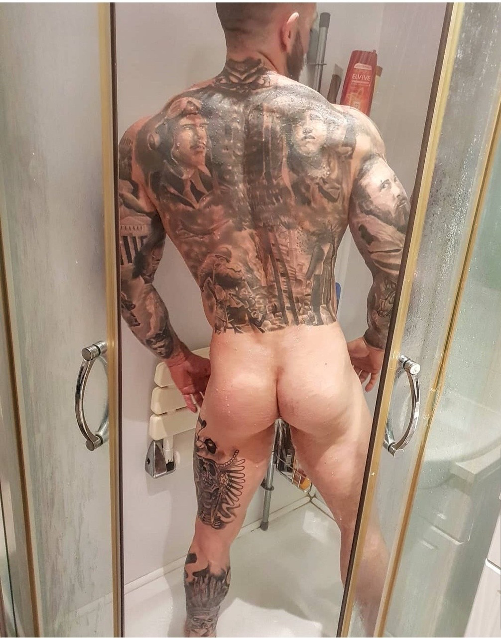 Photo by Smitty with the username @Resol702,  January 7, 2020 at 11:51 PM. The post is about the topic Tattooed Naked Men