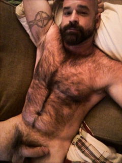 Photo by Smitty with the username @Resol702,  March 13, 2019 at 4:30 AM. The post is about the topic Gay Hairy Men