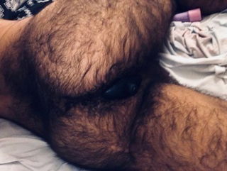 Photo by Smitty with the username @Resol702,  February 4, 2019 at 5:16 AM. The post is about the topic Hairy butt