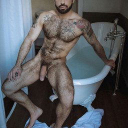 Photo by Smitty with the username @Resol702,  February 12, 2021 at 3:45 PM. The post is about the topic Gay Hairy Men