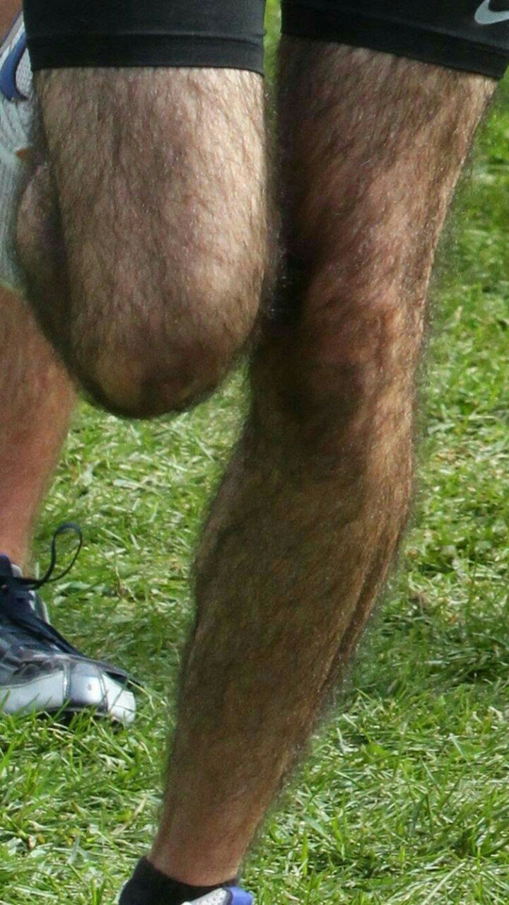 Photo by Smitty with the username @Resol702,  August 18, 2019 at 5:46 PM. The post is about the topic Gay hairy legs