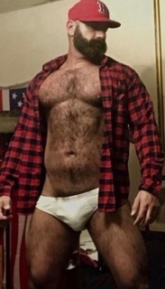 Photo by Smitty with the username @Resol702,  November 7, 2019 at 2:36 AM. The post is about the topic Hairy bears