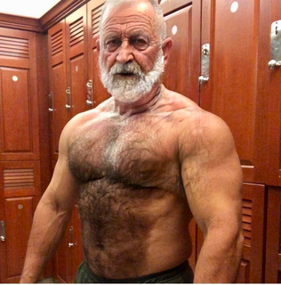 Photo by Smitty with the username @Resol702,  June 7, 2020 at 11:26 PM. The post is about the topic Gay Hairy Men