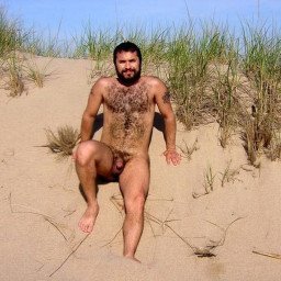 Photo by Smitty with the username @Resol702,  April 23, 2023 at 2:52 PM. The post is about the topic Gay Hairy Men