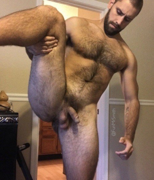 Photo by Smitty with the username @Resol702,  February 18, 2024 at 3:41 PM. The post is about the topic Gay Hairy Men