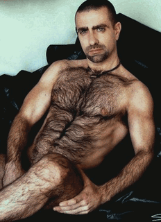 Photo by Smitty with the username @Resol702,  May 4, 2021 at 9:12 PM. The post is about the topic Gay Hairy Men