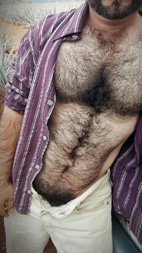 Photo by Smitty with the username @Resol702,  February 3, 2019 at 4:44 AM. The post is about the topic Gay Hairy Men