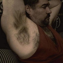 Photo by Smitty with the username @Resol702,  April 7, 2022 at 5:18 PM. The post is about the topic Gay Hairy Armpits