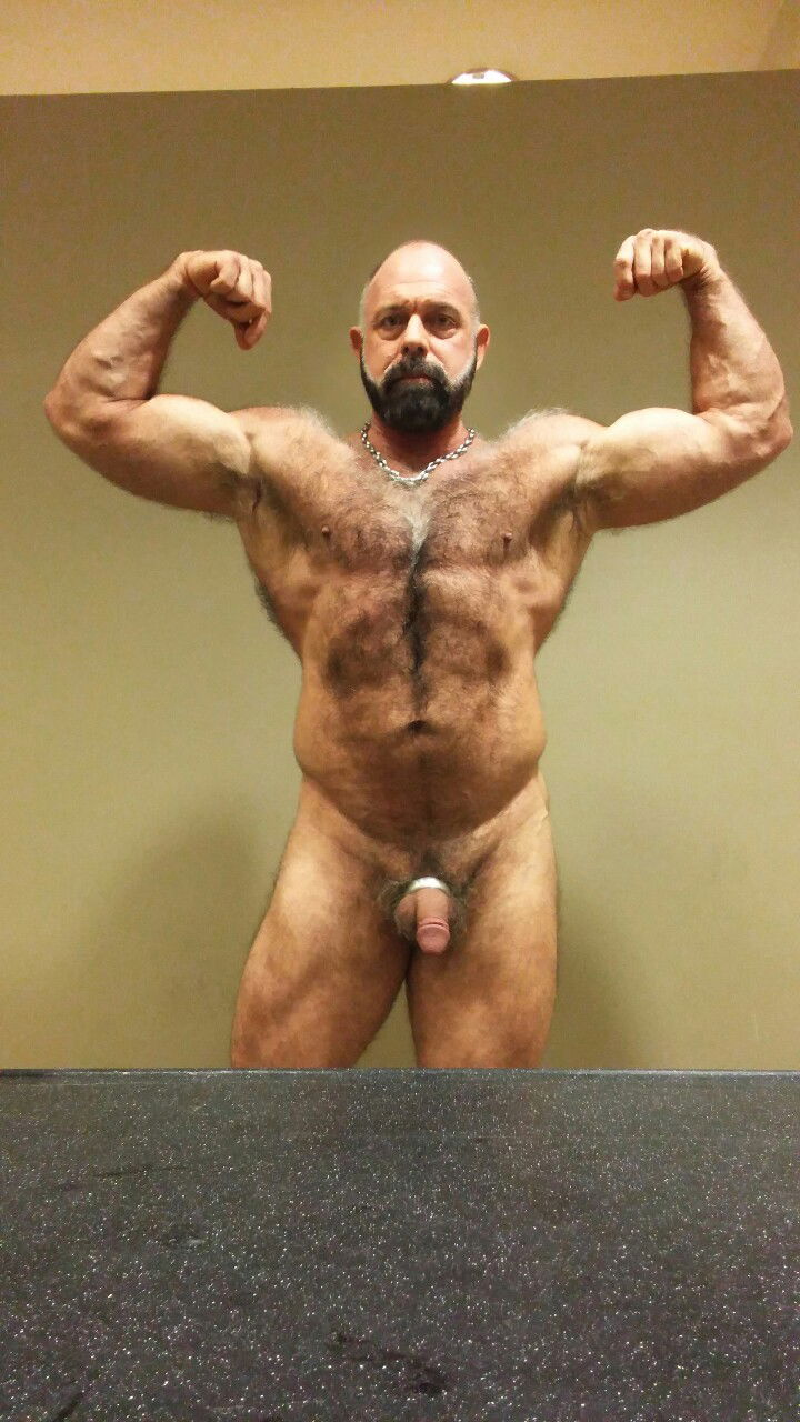 Photo by Smitty with the username @Resol702,  June 7, 2020 at 4:16 PM. The post is about the topic Gay Hairy Men