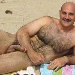Photo by Smitty with the username @Resol702,  April 28, 2022 at 3:09 PM. The post is about the topic Gay Hairy Men