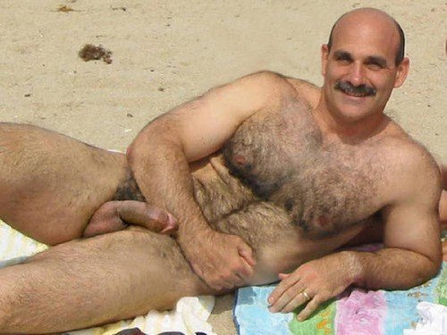 Photo by Smitty with the username @Resol702,  April 28, 2022 at 3:09 PM. The post is about the topic Gay Hairy Men