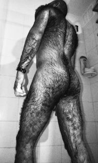 Photo by Smitty with the username @Resol702,  May 12, 2023 at 2:15 PM. The post is about the topic Gay Hairy Back