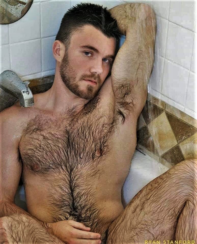 Photo by Smitty with the username @Resol702,  April 14, 2020 at 10:59 PM. The post is about the topic Gay Hairy Armpits