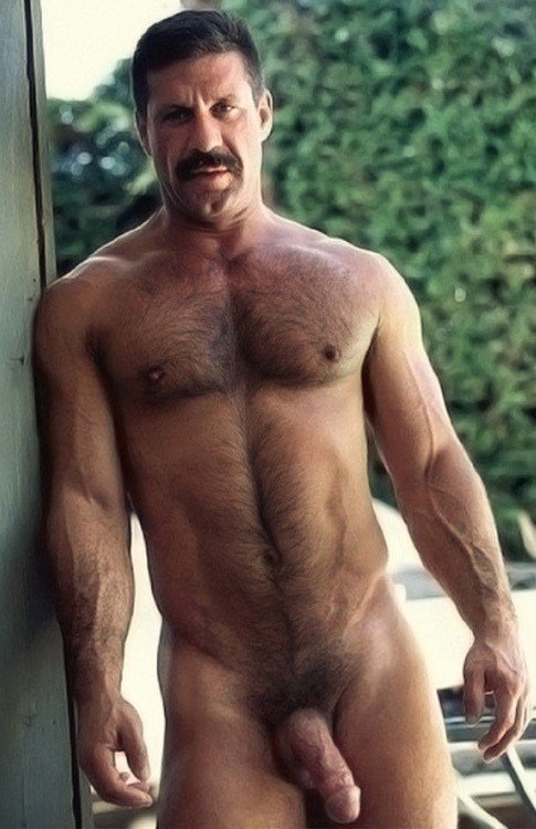 Photo by Smitty with the username @Resol702,  March 13, 2024 at 2:52 PM. The post is about the topic Gay Hairy Men