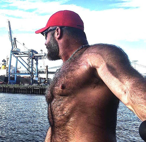 Photo by Smitty with the username @Resol702,  August 19, 2019 at 5:45 PM. The post is about the topic Gay Hairy Men