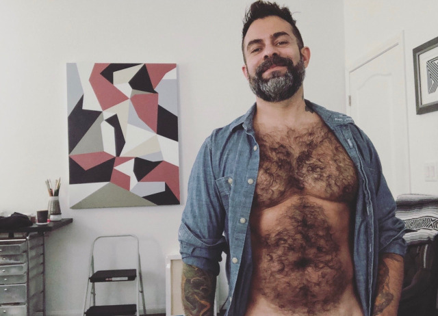 Photo by Smitty with the username @Resol702,  April 10, 2020 at 8:35 PM. The post is about the topic Gay Hairy Men