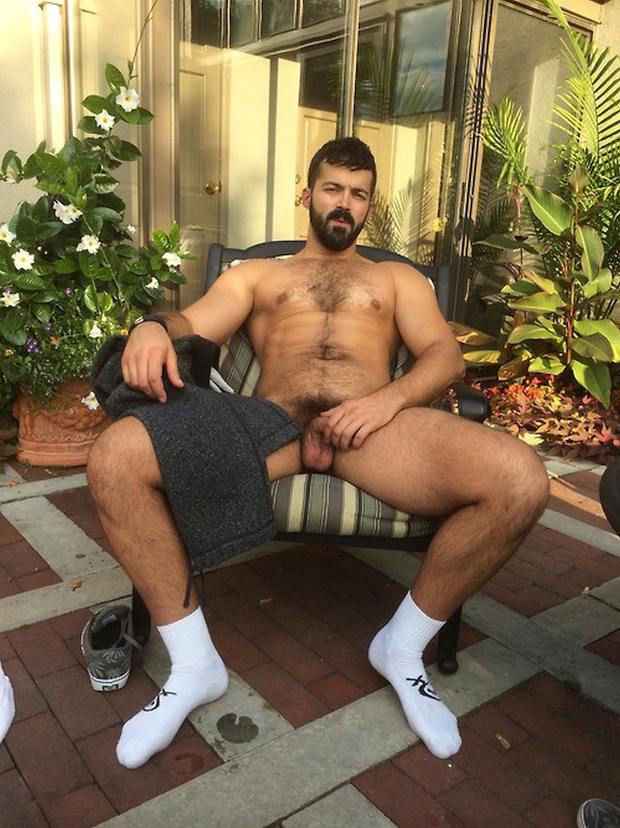 Photo by Smitty with the username @Resol702,  August 19, 2019 at 3:10 PM. The post is about the topic Gay Hairy Men