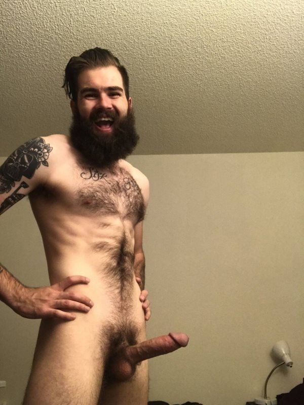 Photo by Smitty with the username @Resol702,  January 16, 2020 at 5:19 AM. The post is about the topic Gay Hairy Men