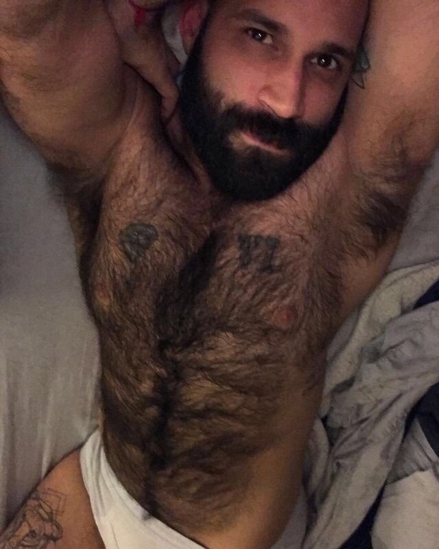 Photo by Smitty with the username @Resol702,  January 8, 2019 at 3:55 PM. The post is about the topic Gay Hairy Men