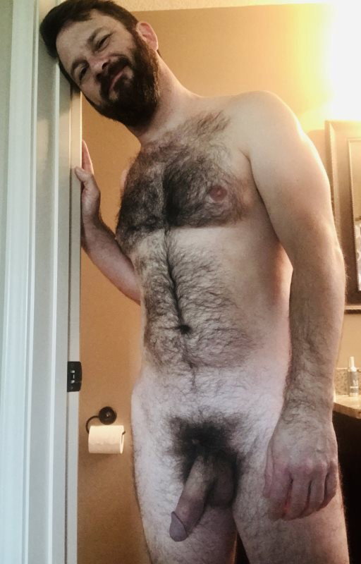 Photo by Smitty with the username @Resol702,  August 6, 2019 at 11:04 PM. The post is about the topic Gay Hairy Men