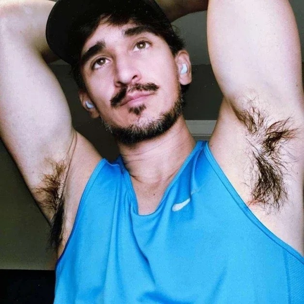 Photo by Smitty with the username @Resol702,  March 16, 2024 at 3:04 PM. The post is about the topic Gay Hairy Armpits