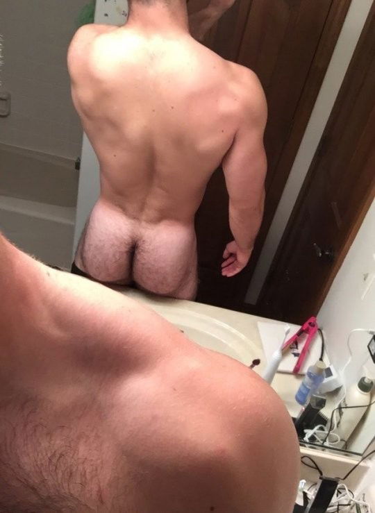 Photo by Smitty with the username @Resol702,  January 22, 2019 at 3:35 PM. The post is about the topic Hairy butt
