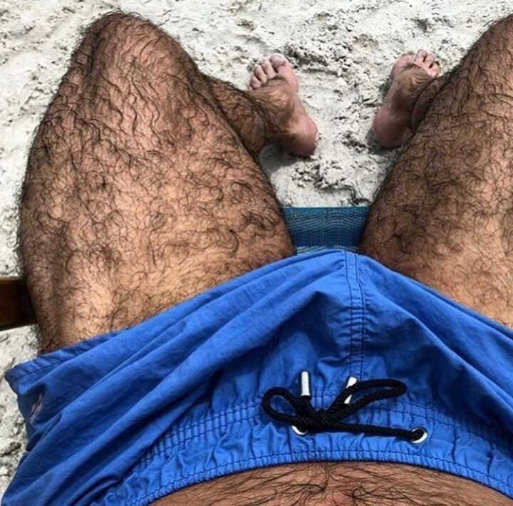 Photo by Smitty with the username @Resol702,  March 9, 2019 at 5:05 PM. The post is about the topic Gay hairy legs