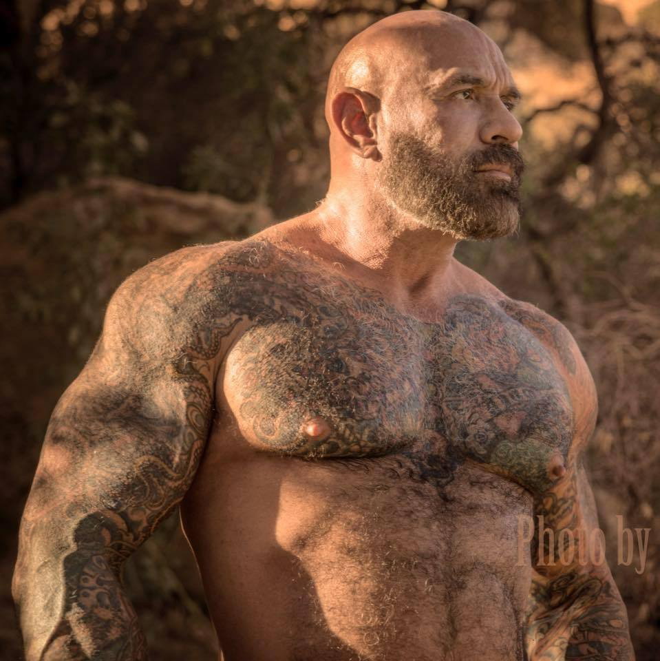 Photo by Smitty with the username @Resol702,  January 18, 2019 at 7:47 AM. The post is about the topic Gay Hairy Men