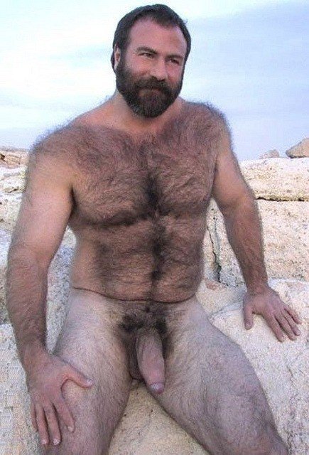 Photo by Smitty with the username @Resol702,  February 24, 2022 at 4:00 PM. The post is about the topic Gay Hairy Men