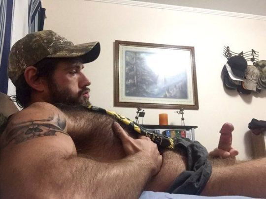 Album by Smitty with the username @Resol702,  April 12, 2019 at 2:55 PM. The post is about the topic Gay Hairy Men