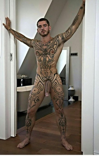 Photo by Smitty with the username @Resol702, posted on August 23, 2020. The post is about the topic Tattooed Naked Men