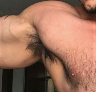 Photo by Smitty with the username @Resol702,  July 18, 2020 at 2:28 PM. The post is about the topic Gay Hairy Armpits